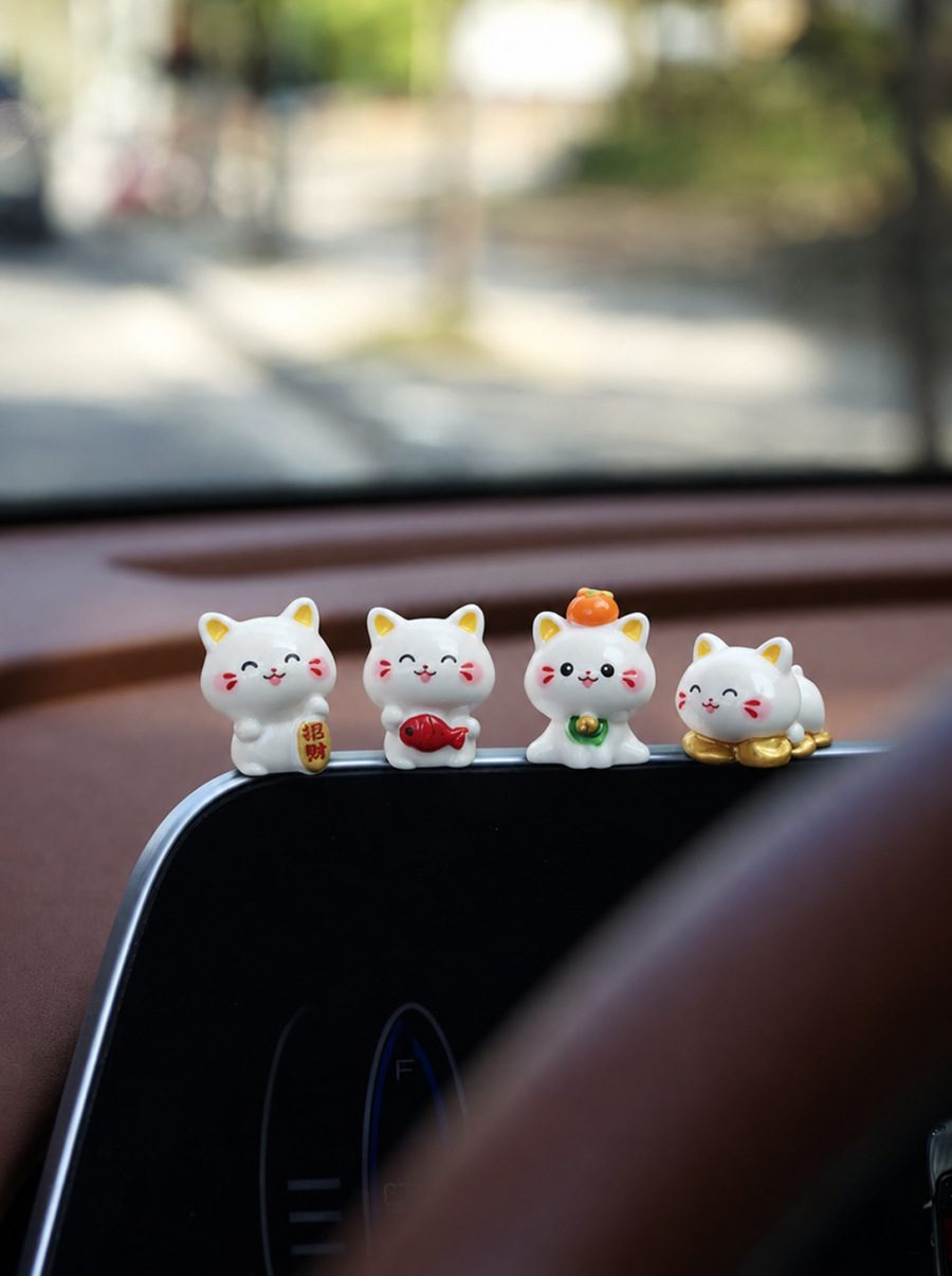Lucky Cat Desktop Ornament Office Desk Living Room Entryway Decoration Cute Car Interior Accessory 2025 New Model