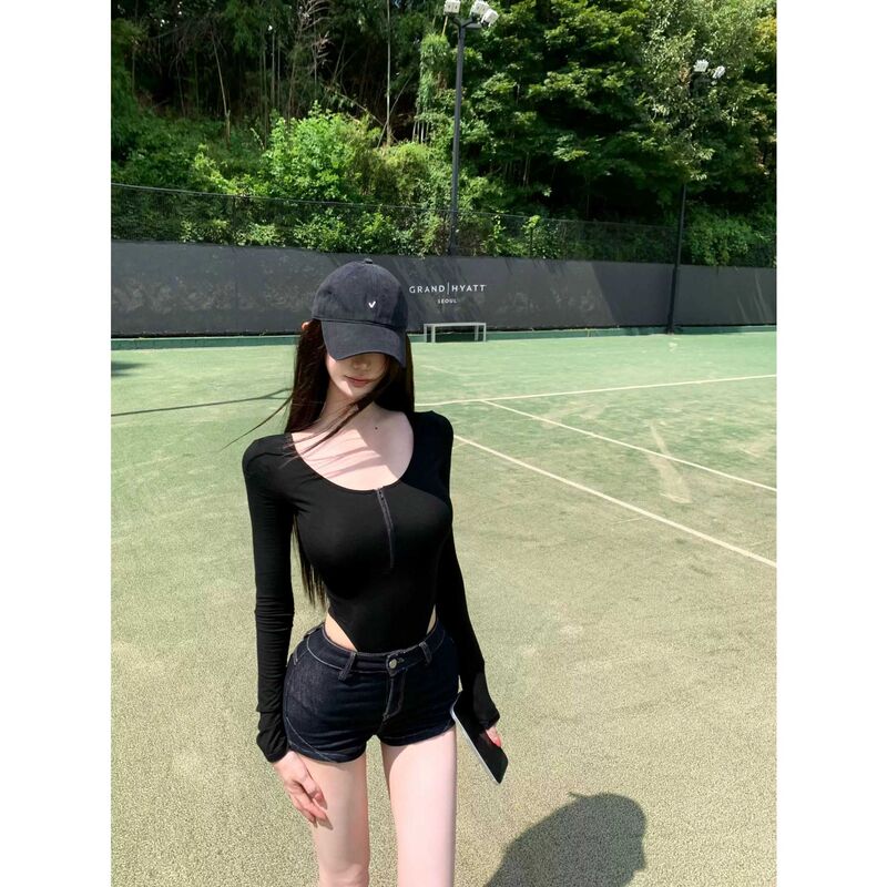 Cher Qiaoer [Jennie Style] Long-Sleeve One-Piece T-Shirt for Women, Slim-Fit Bodysuit for Autumn