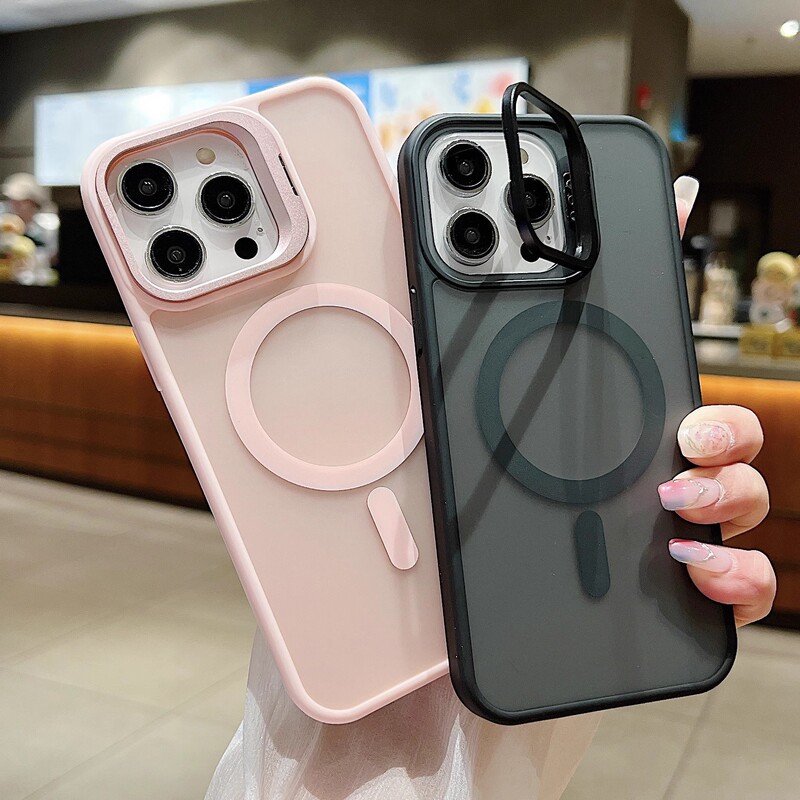 Suitable for iPhone 17 Pro Matte Skin-Feel Magnetic Phone Case Apple 16 Invisible Lens Bracket Protective Case 13