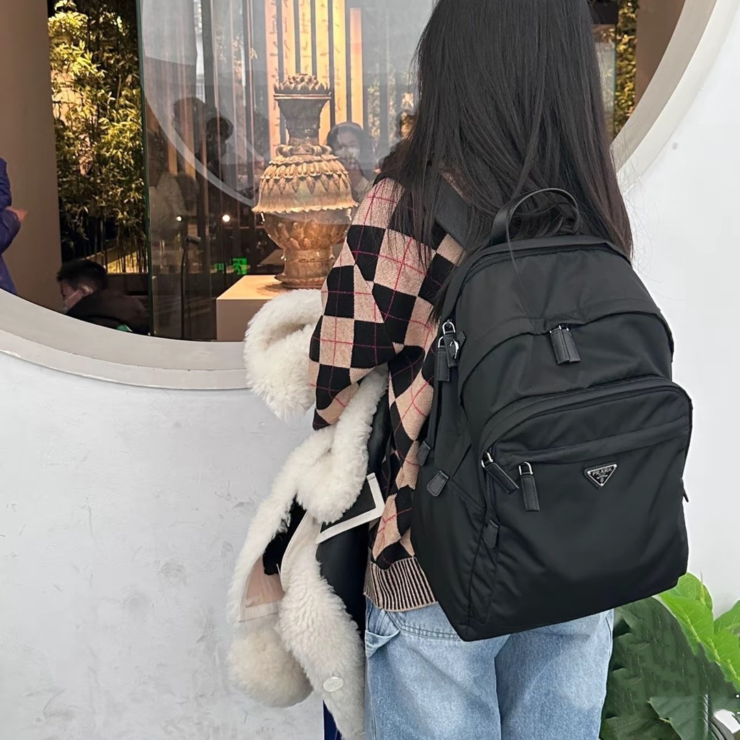 Mochila familiar P tela de nylon reciclada de gran capacidad mochila universal para hombres y mujeres bolsa de viaje tricolor