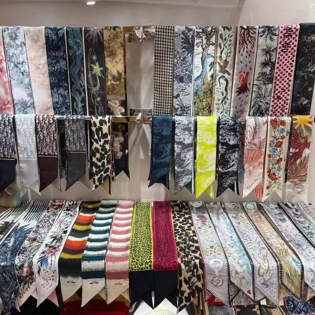 D versión alta 18 mm bufandas de seda cinta cinta delgada correa de pelo larga decoración pequeña bufandas animales de la selva H