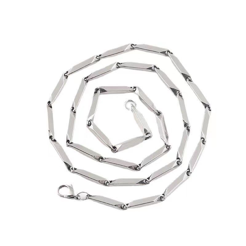 Diamanten ketting voor mannen High Street Titanium staal High Sense voor mannen Mannelijke accessoires Niche choker Vrouwelijke sleutelbeenketting Hipster meloenzaadketting_voghion.com