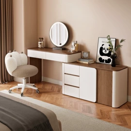 实木床;餐桌;餐椅