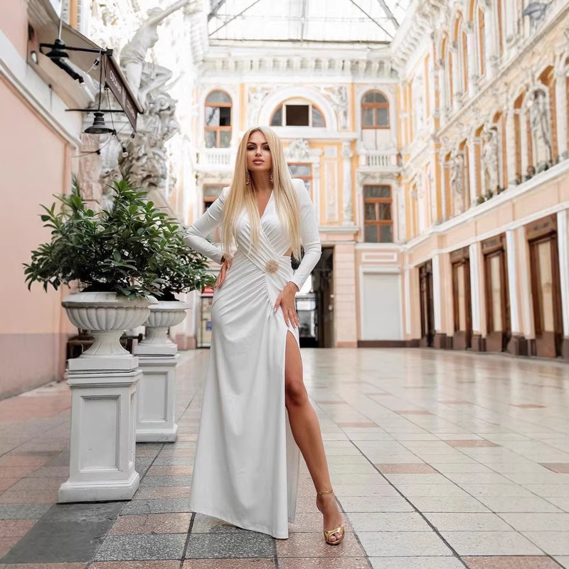 Women's Long-Sleeved Pleated Waist-Cinching High-Slit Long Dress with V-Neck and Brooch Decoration, Light Luxury Style Evening Gown Women's Long-Sleeved Pleated Waist-Cinching High-Slit Long Dress with V-Neck and Brooch Decoration, Light Luxury Style Evening Gown