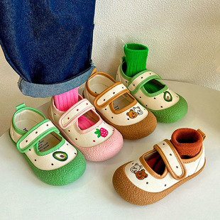 Children's Shallow Spring and Summer Canvas Shoes, New Korean Style Girls' Scoop Shoes with Soft Soles for Kindergarten and Indoor Use