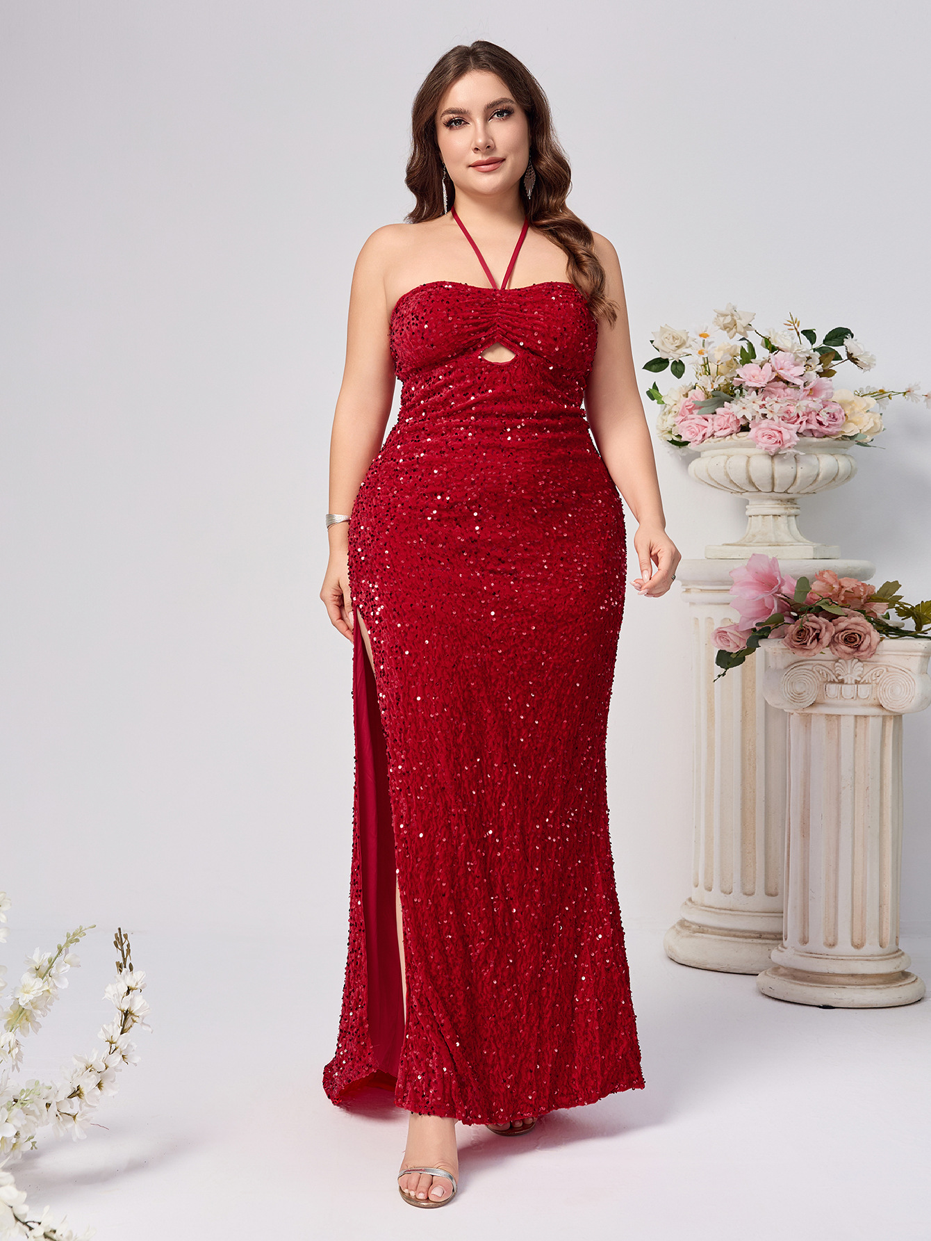 Vestido de talla grande para comercio exterior estilo caliente moda femenina sexy cuello halter con lentejuelas sin mangas vestido rojo image 1