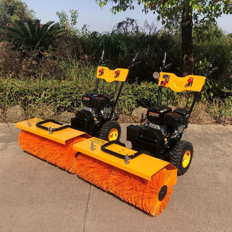 出口小型燃油扫雪机 手推轮式多功能铲雪清雪机 市政路面扫雪机