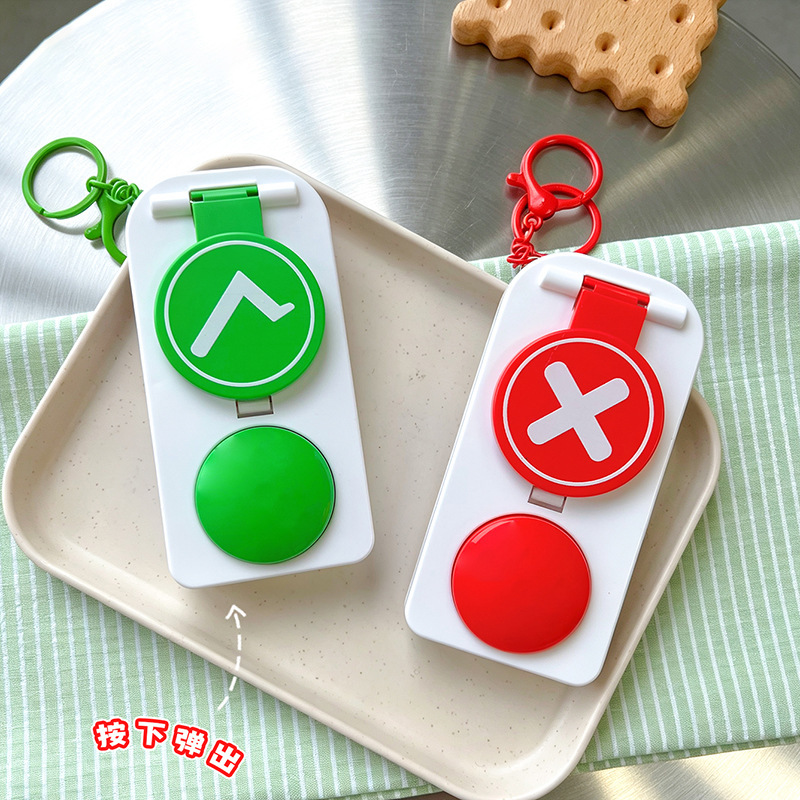 Creative and trendy pop-up keychain with sound effects for fun games, perfect for raising hands to answer questions correctly or incorrectly. Wholesale supply