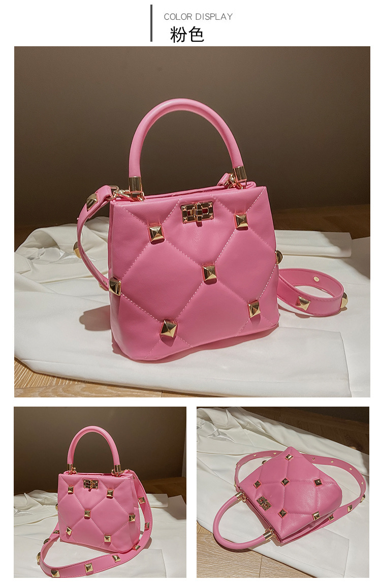 Medium Pu Leather Streetwear Square Bag display picture 4