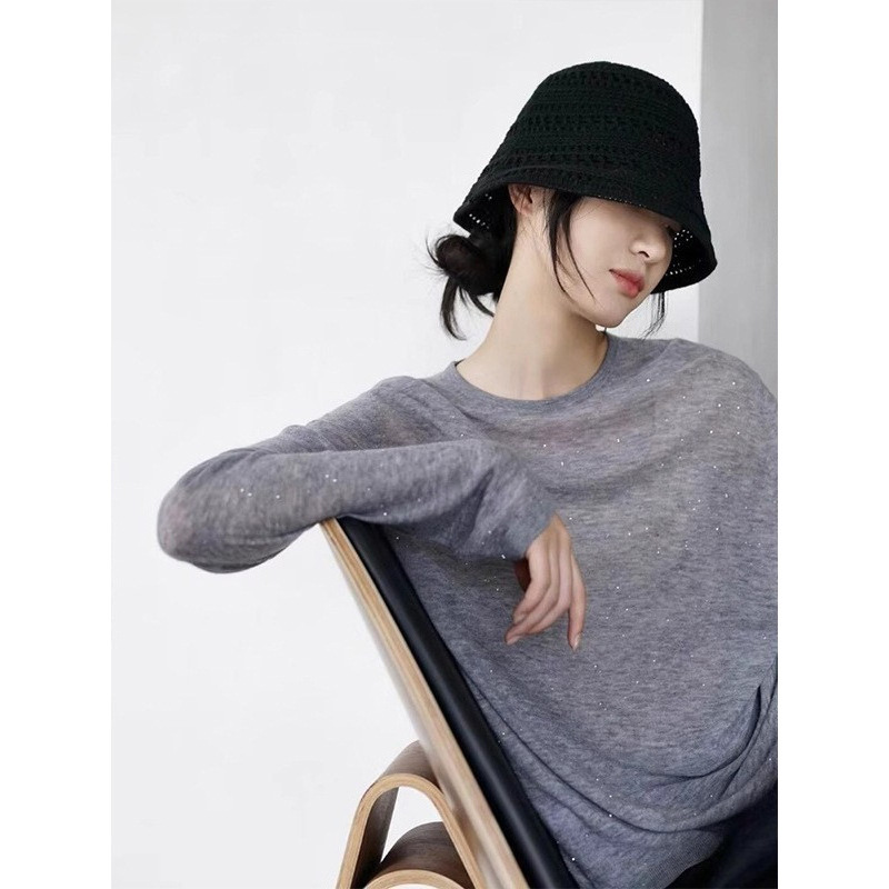 Minimalist Gray Fine Glitter Sunscreen Long-Sleeved T-Shirt European Design Slim Thin Bottoming Top 2025 Summer Minimalist Gray Fine Glitter Sunscreen Long-Sleeved T-Shirt European Design Slim Thin Bottoming Top 2025 Summer