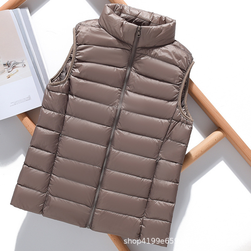 2025 Autumn/Winter New Lightweight down Vest for Women, Plus Size Short Slim Fit Stand Collar Versatile Vest Women's Fashion 2025 Autumn/Winter New Lightweight down Vest for Women, Plus Size Short Slim Fit Stand Collar Versatile Vest Women's Fashion