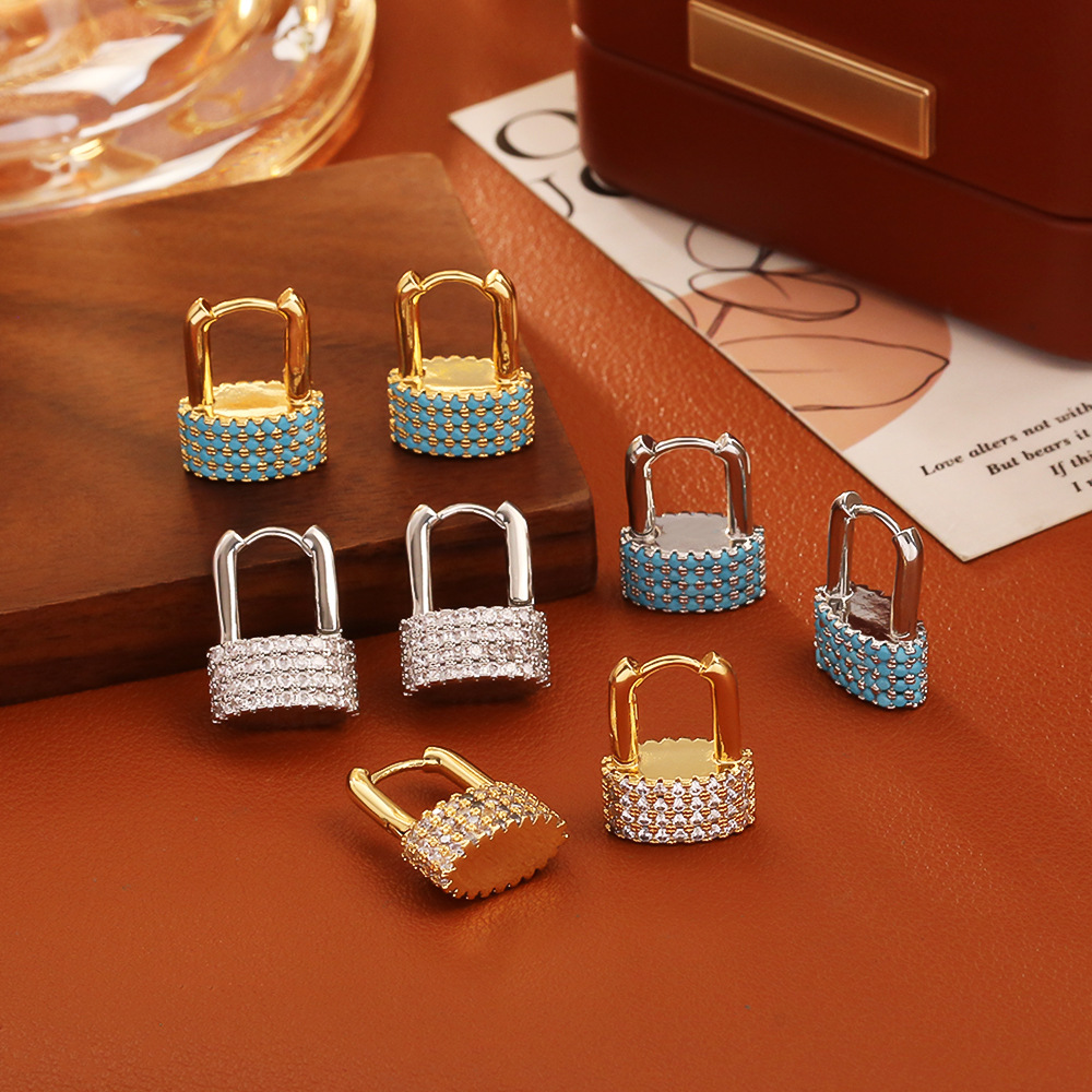 Chinese Style Turquoise U-Shaped Lock Earrings Creative Design Fashionable High-End Earrings for Women Copper Plated Real Gold Exquisite Earrings