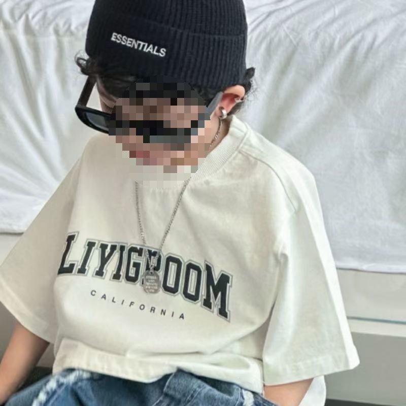 Stylish boys' t-shirt, new style, white, loose fit, breathable printed short-sleeved summer base layer.