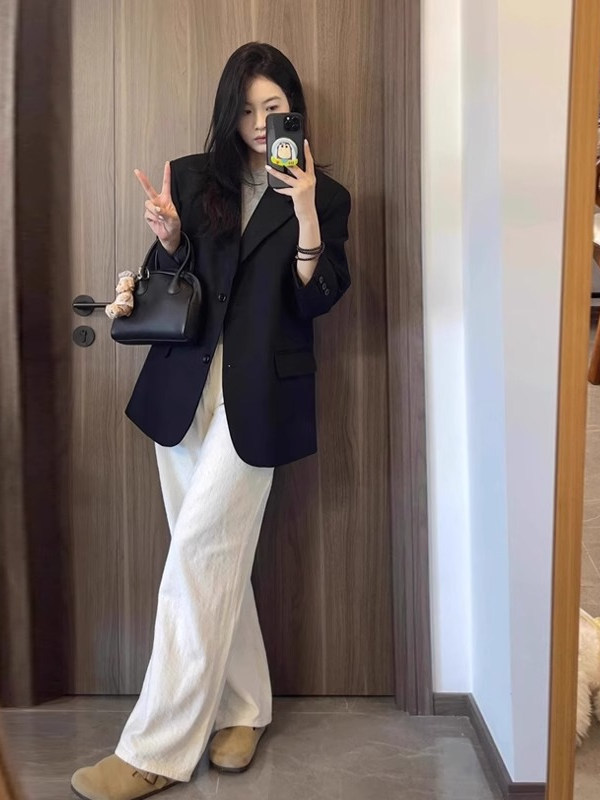 早秋小西装外套女2025新款休闲气质名媛高级感黑色超火极简风西服|undefined