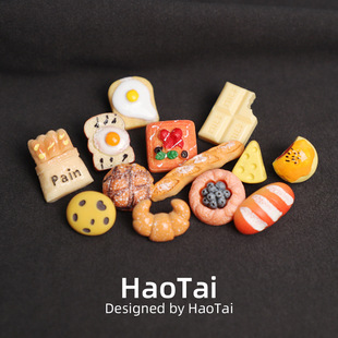 Personalized Creative Food Play Pineapple Bread Brooch Badge Japanese Badge Clothes Shoes Bag Accessories Small Accessories