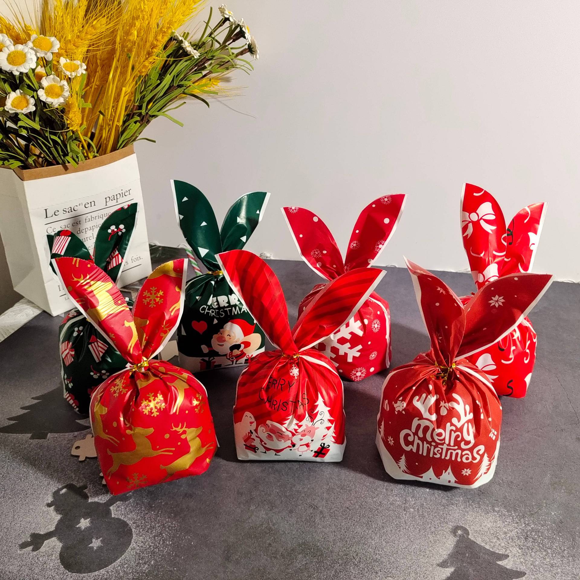 兔年兔耳朵袋糖果袋子塑料礼品袋烘焙点心袋束口包装袋糖果装糕点