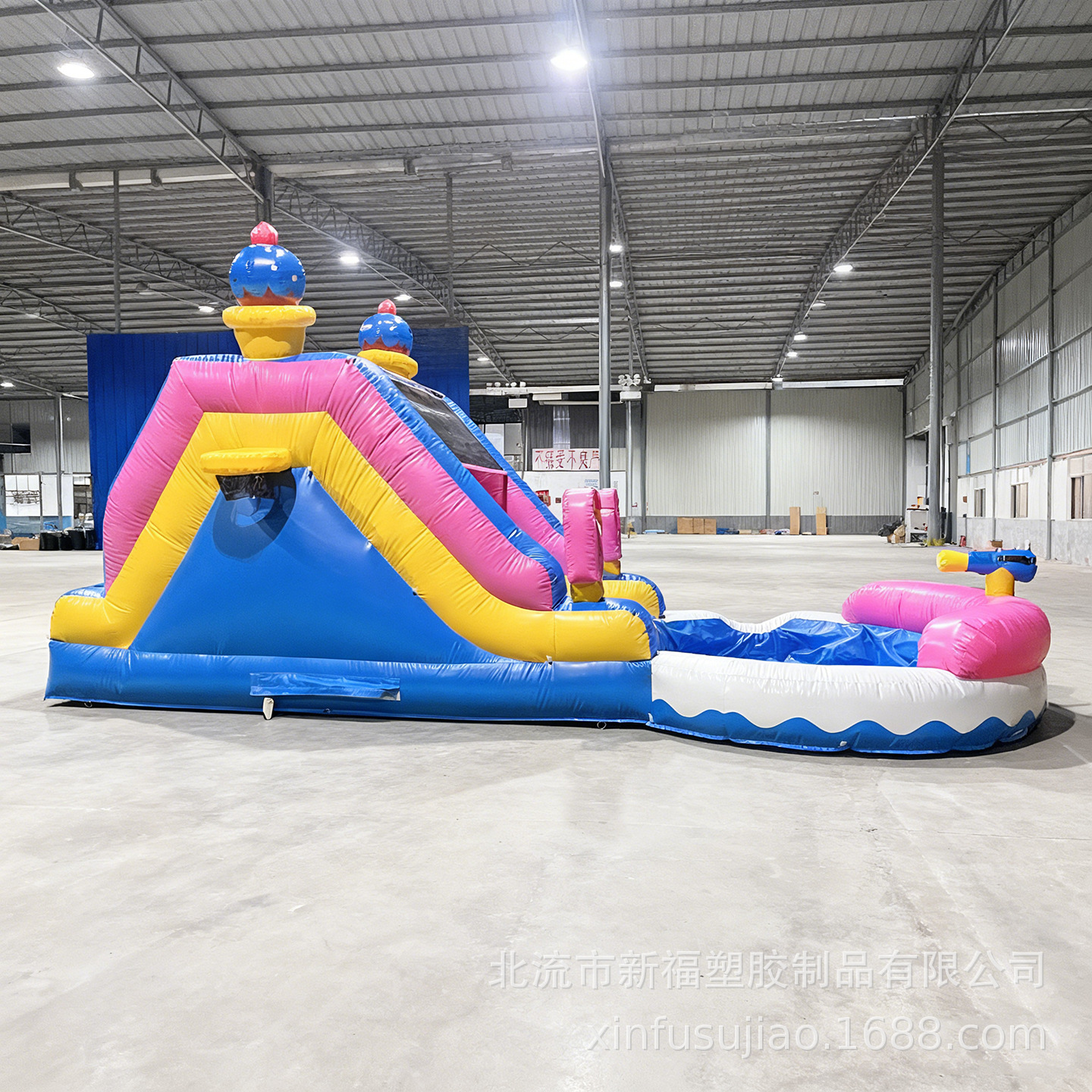 Cama de trampolín de agua infláble para niños fuera del hogar, castillo infláble para gran parque de atracciones infláble cama de trampolín
