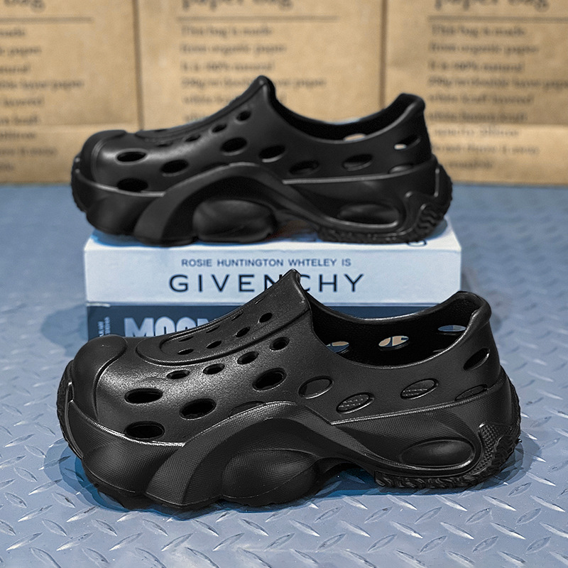 Pise en la mierda zapatos con agujeros de suela gruesa para hombres 2025 nuevo uso exterior de verano aumento playa antideslizante y desodorante sandalias Baotou