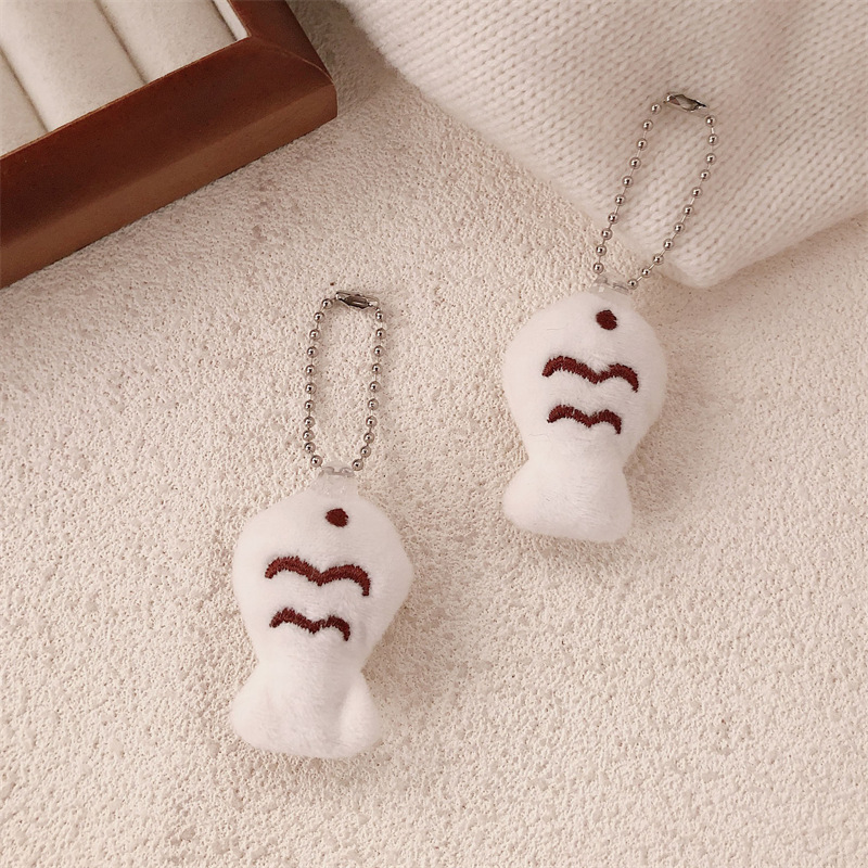 Lindo gatito pececito muñeco de peluche personalidad creativa regalo llavero mochila escolar colgante llavero colgante de red