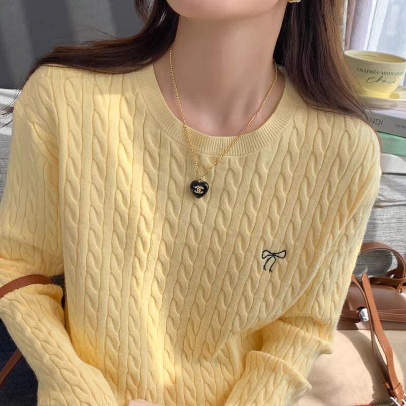 Yellow Low Round Neck Knitted Sweater for Women, Autumn 2026 New Style, Chanel-Inspired Embroidered Long-Sleeve Base Shirt