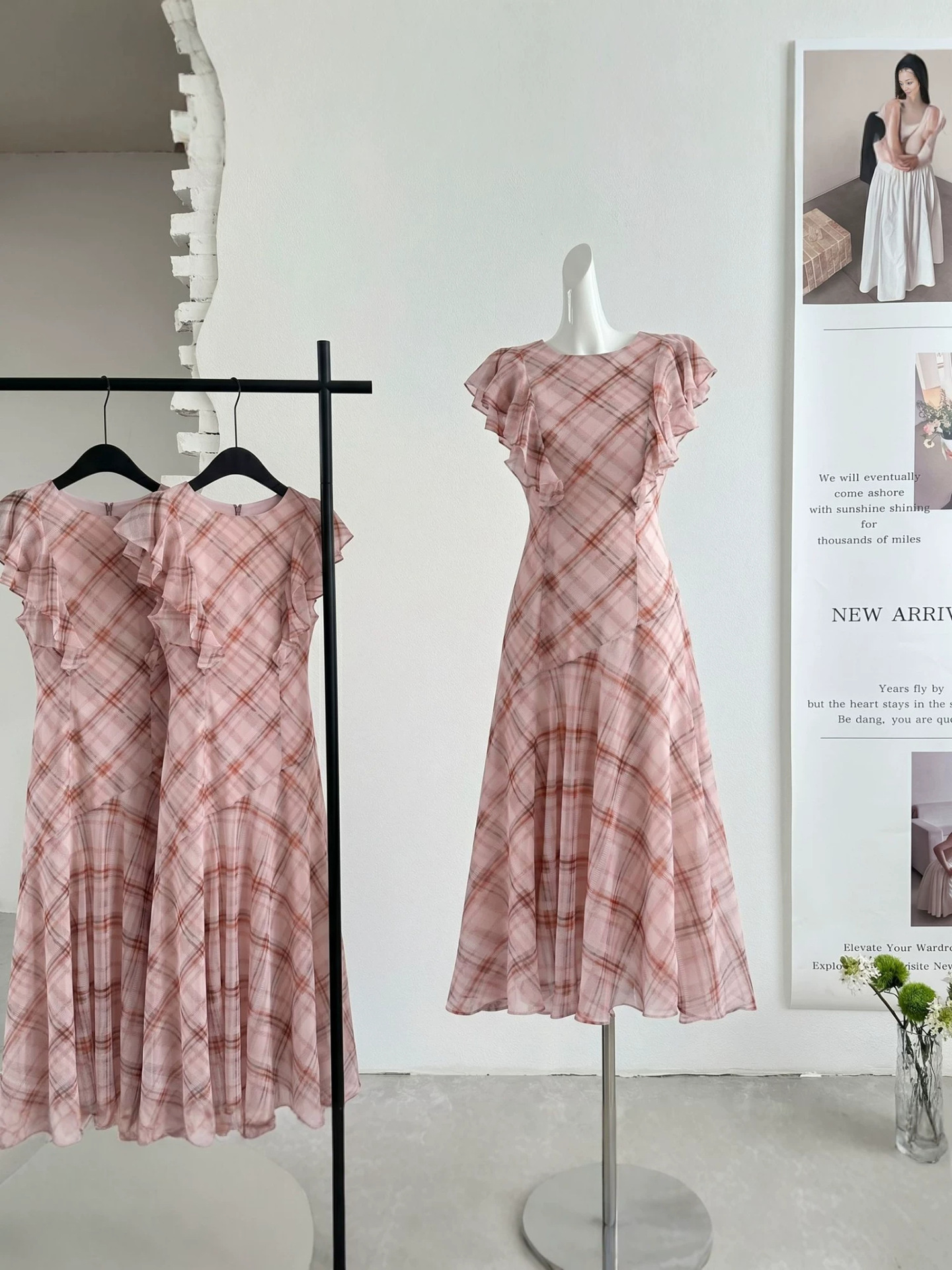 Retro shiffon long dress with a round collar