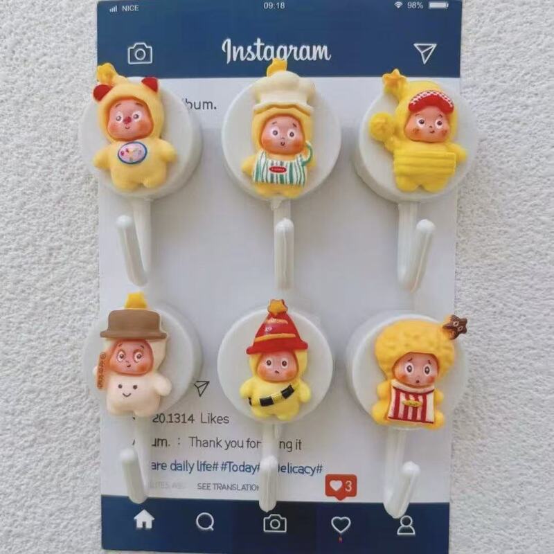 Cartoon Star-Shaped Adhesive Hook with Strong Load-Bearing Capacity, Cute and Creative for Kitchen, Entrance Door, Dormitory, and Bathroom, Leaves No Trace Cartoon Star-Shaped Adhesive Hook with Strong Load-Bearing Capacity, Cute and Creative for Kitchen, Entrance Door, Dormitory, and Bathroom, Leaves No Trace