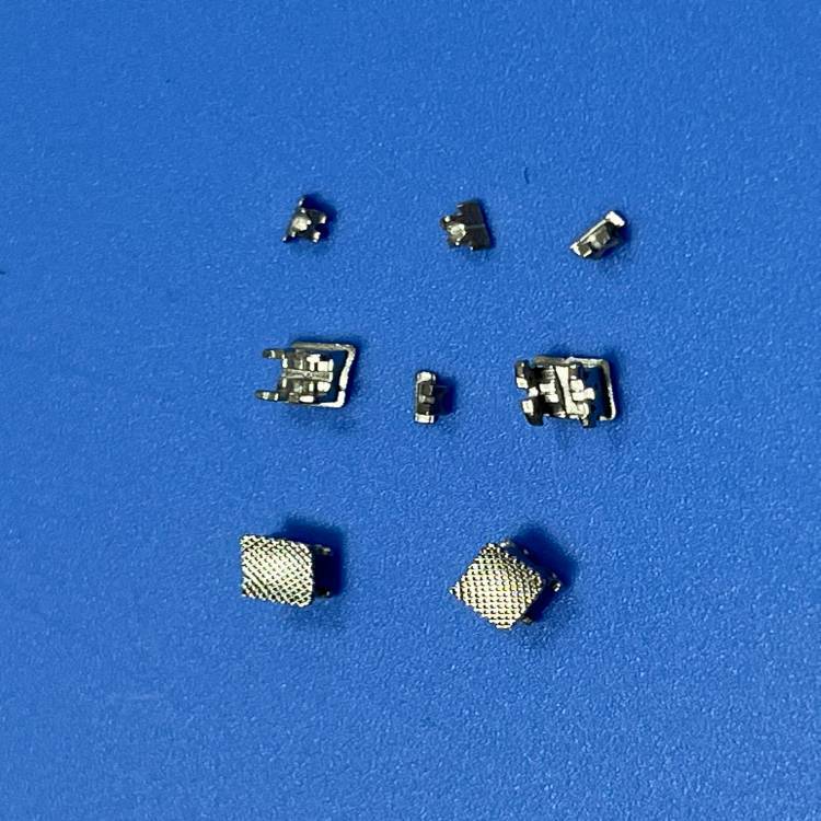 厂家供应精密注射成型件MIM产品      手机电脑产品配件