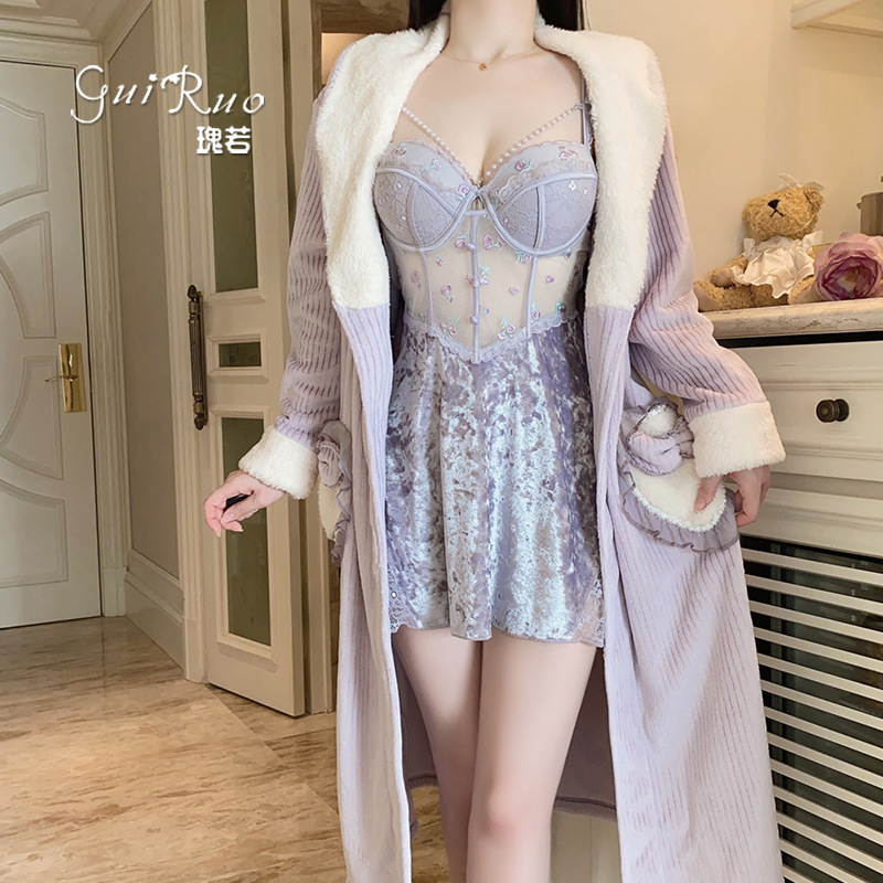 Guiruo Hot Deep V Plus Chest Pad Pajamas Sweet Perspective Mesh Pure Velvet Nightgown Women's Suit 4769 Guiruo Hot Deep V Plus Chest Pad Pajamas Sweet Perspective Mesh Pure Velvet Nightgown Women's Suit 4769