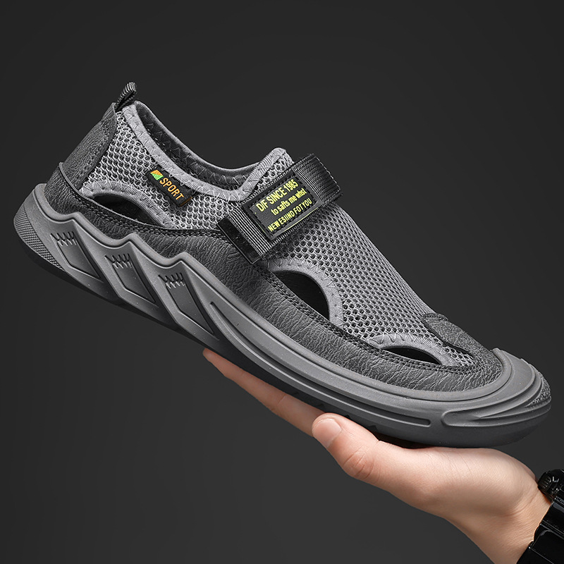 Men's Sandals Summer Breathable Outer Wear Beach Shoes Soft-soled Casual Mesh Men's Shoes Non-slip Hole Shoes Men's Hollow