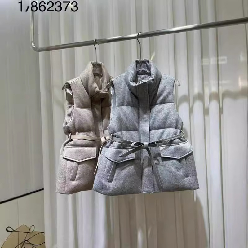 秋冬新款羽绒服马甲真皮腰带收腰羊皮门襟无袖立领鹅绒服女士外套