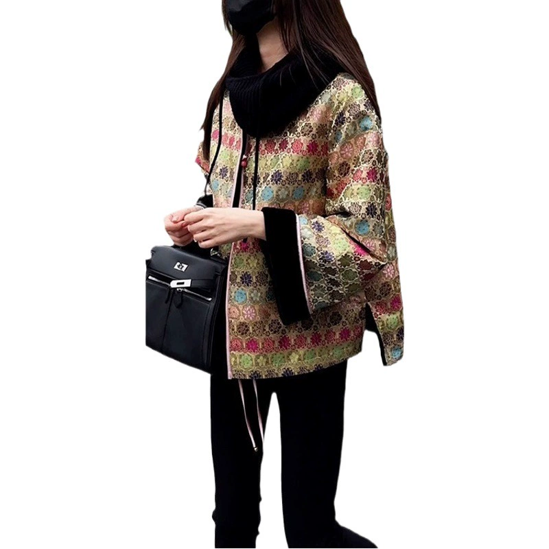 Старый стиль Цянь Высококачественный темперамент Новый китайский стиль Национальный стиль Дзен Тан Костюм Песня Цзинь Печатная пластина на пуговицах Пальто Женская осень 2023