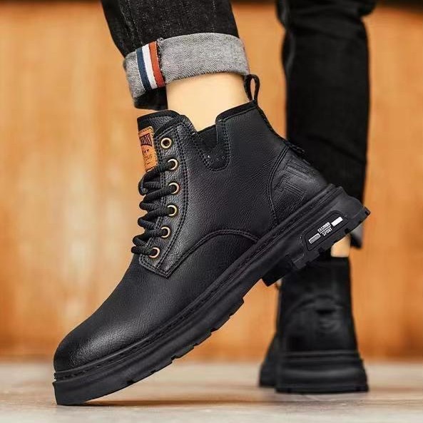 Boots Men's Autumn and Winter High-Top Breathable Casual Shoes Trendyy Versatile Retro Leather Shoes British Style Workwear Short Boots for Men