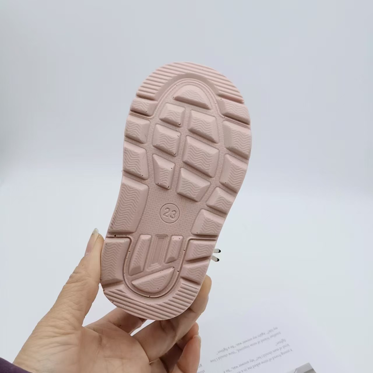 Botas de algodón de invierno de lana para niños y niñas botas de nieve zapatos de algodón para niños zapatos deportivos de algodón para niños zapatos de niñas