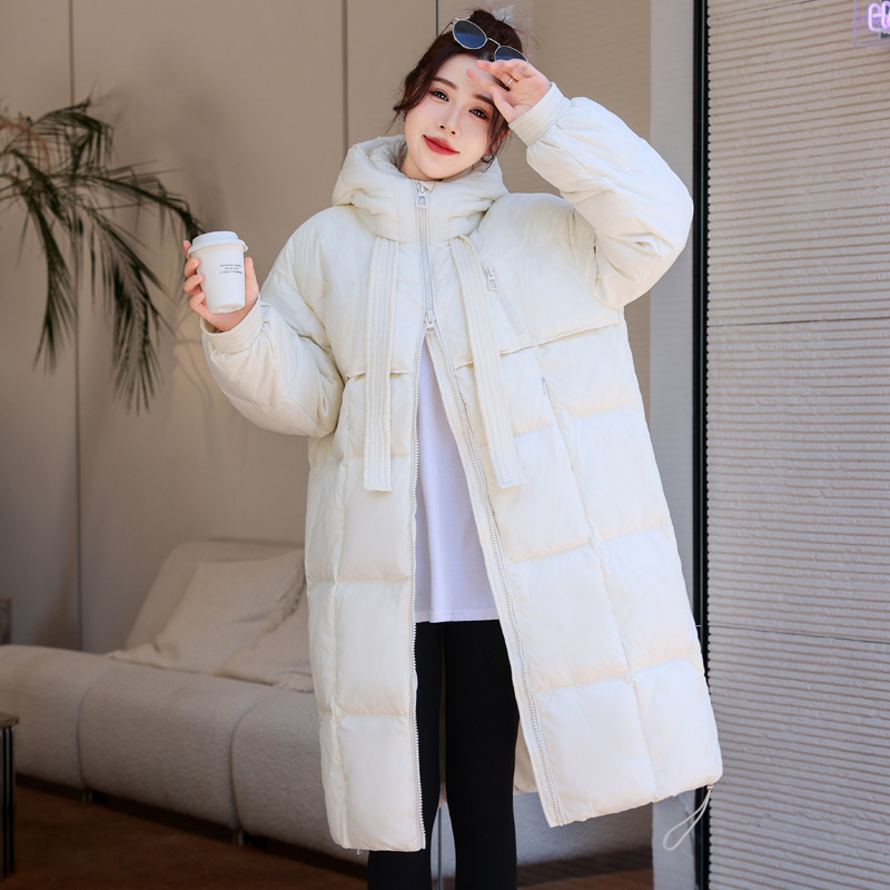 Capa de algodón de pluma para mujeres 2024 nuevo tipo de moda de algodón alargado de estilo de invierno para mujeres con chaqueta de algodón cálida