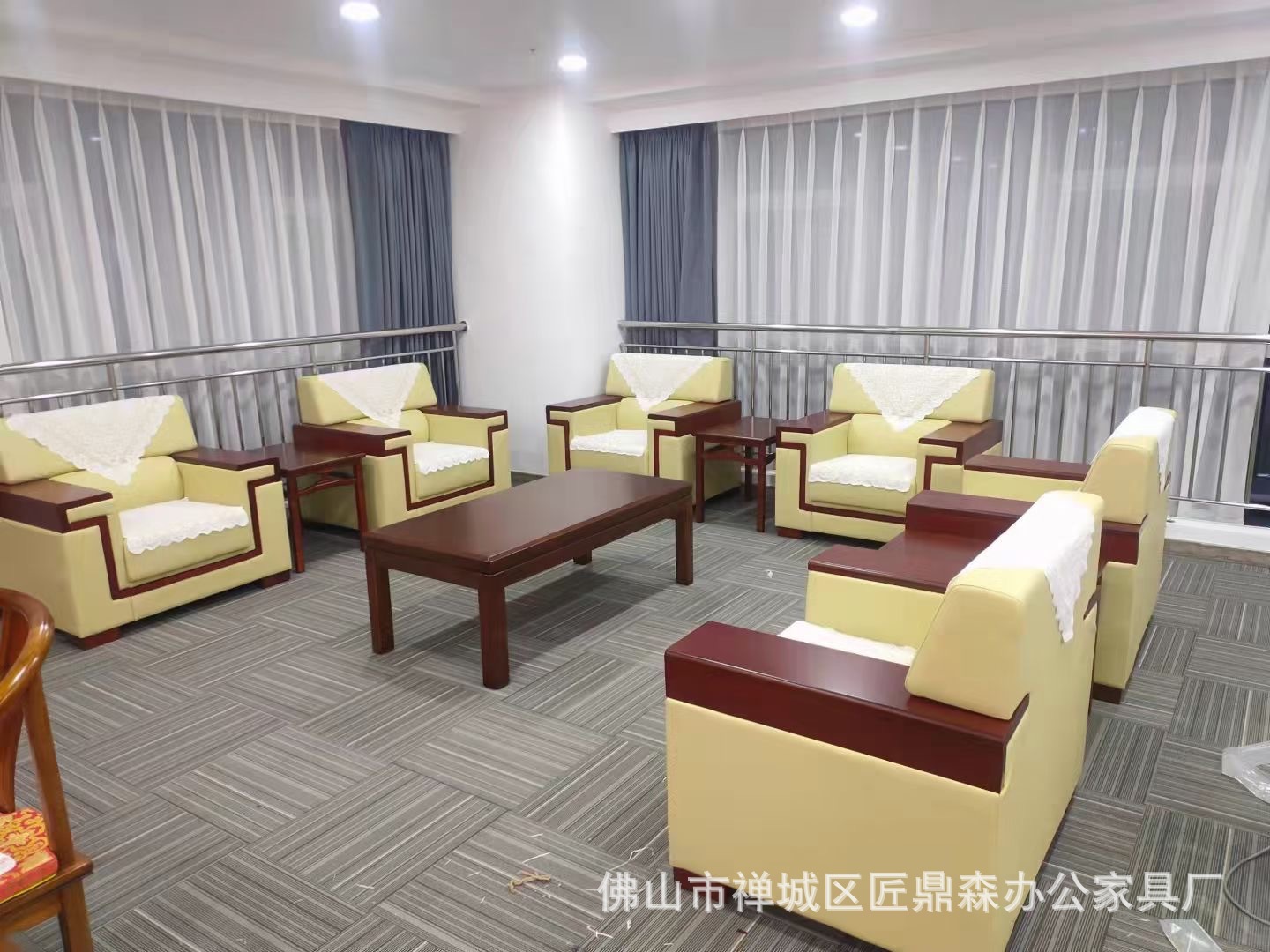 办公室贵宾接待领导新中式会议沙发单人皮艺高档商务会客洽谈茶几-阿里巴巴