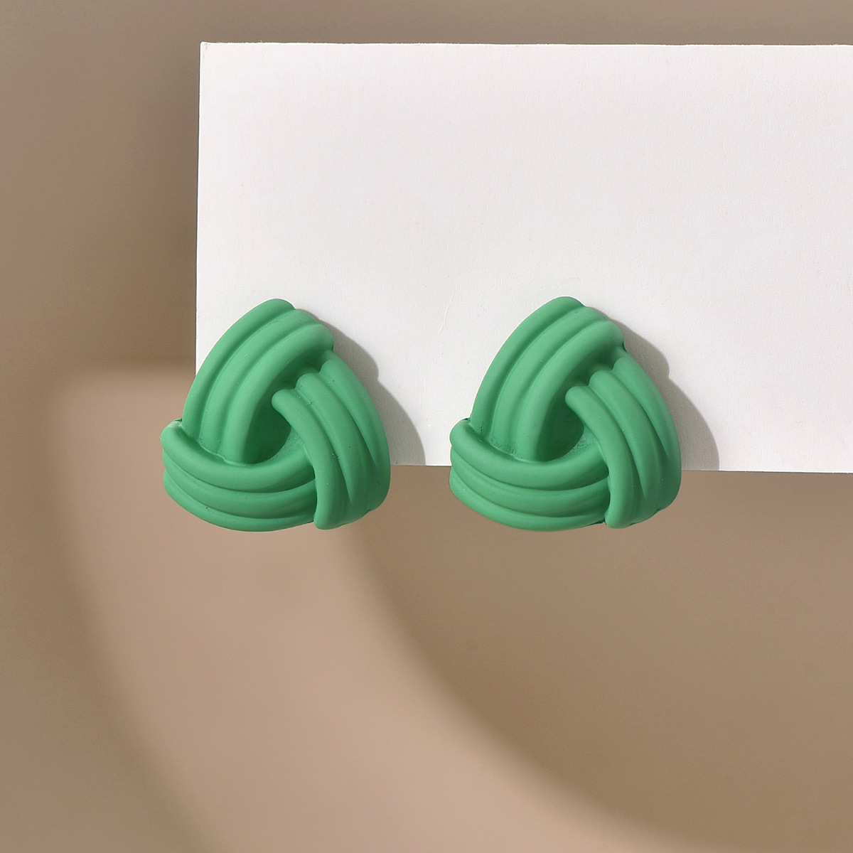 1 Pair Simple Style Geometric Spray Paint Arylic Ear Studs display picture 9