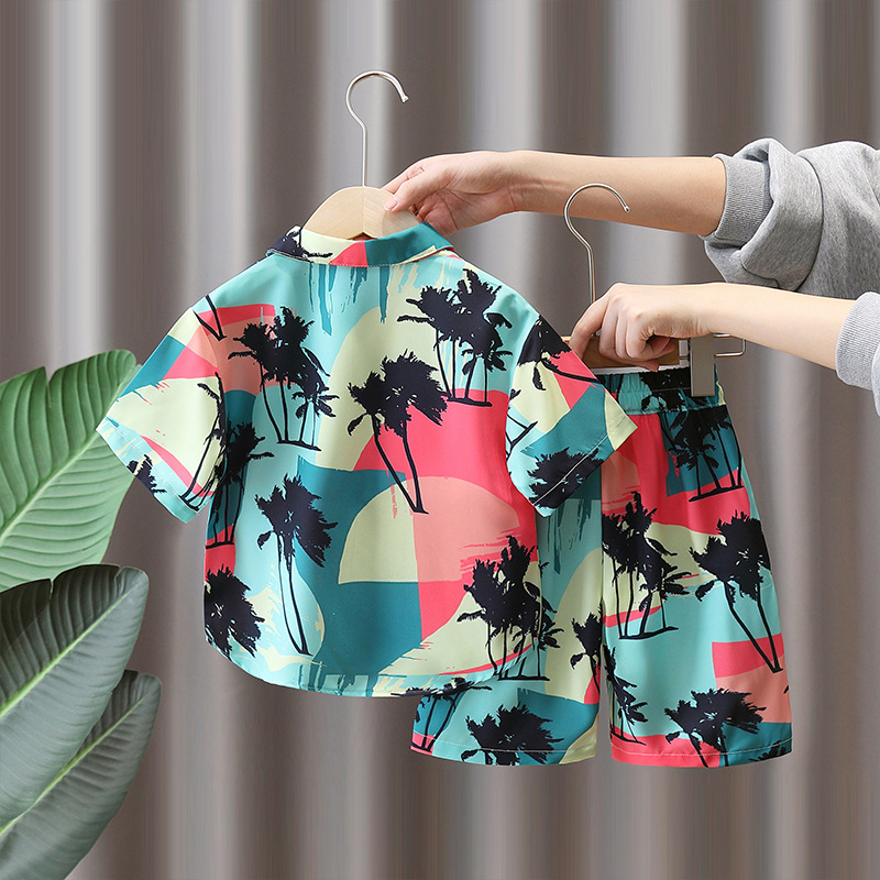 7218 Traje de verano para niños Camisa de flores de manga corta para niños Verano estilo de vacaciones junto al mar con traje de playa de dos piezas