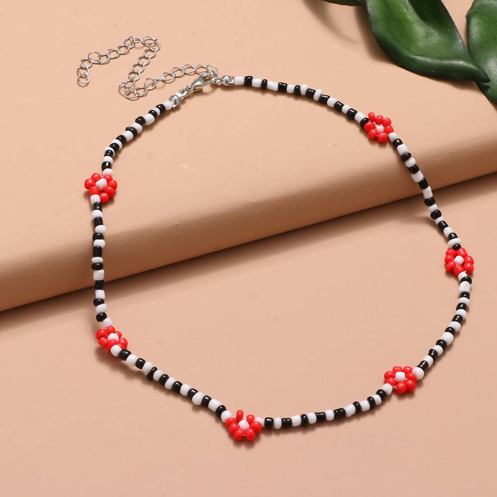 Holiday, Stage Occasion Glass Material Ethnic Style Simple Style Classic Style Geometric Flower Glass Women's Necklace