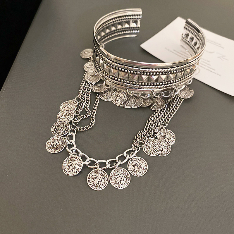 Europa y Estados Unidos plumas transfronterizas hojas bordas abiertas pulsera ligera lujosa alta sensación brazalete punk jeans de moda joyas mujeres image 32