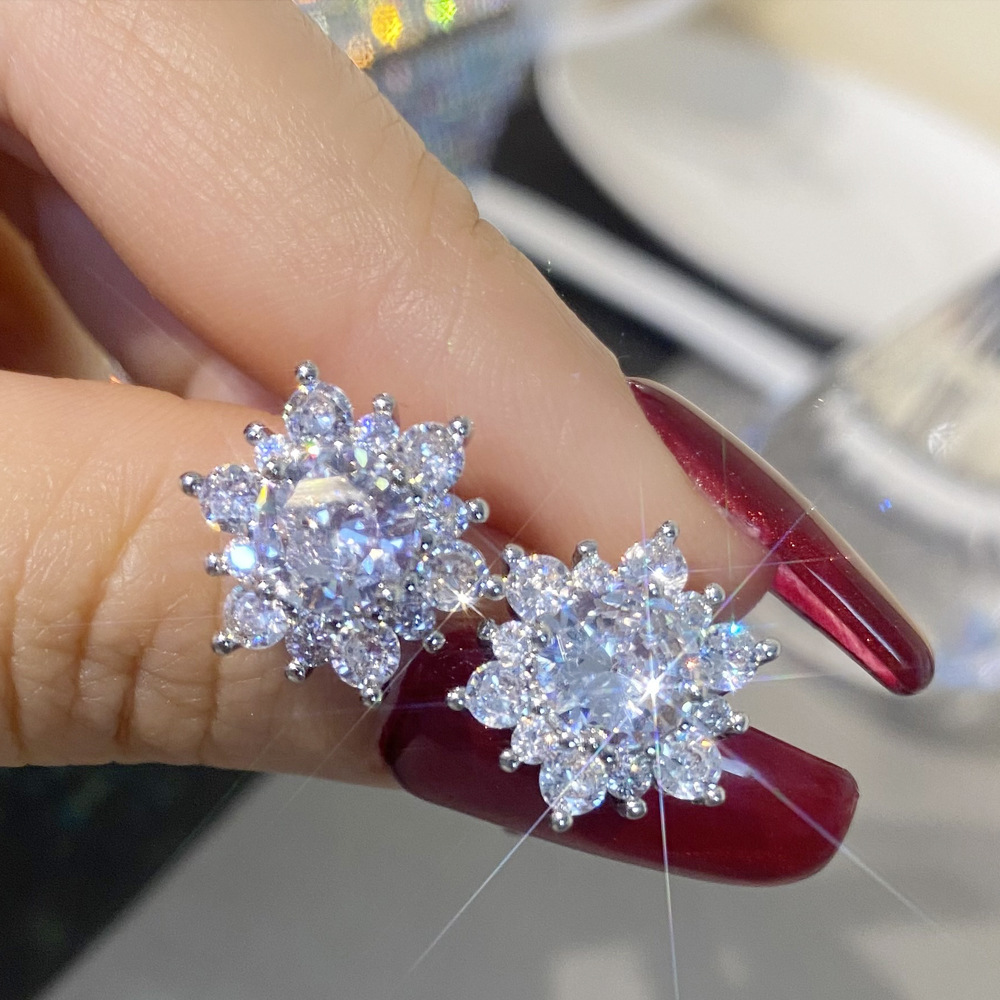 Little Red Book recomienda vivir popular girasol collar traje de pétalos de flores micro-con incrustaciones de diamante completo anillo abierto espárragos