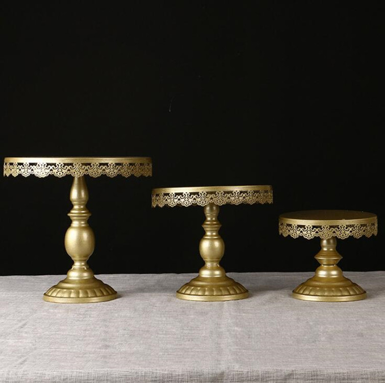 Soporte de pastel de hierro de metal dorado/plato de pastel de tres piezas/plato de fruta/bandeja de punto occidental decoración de la boda