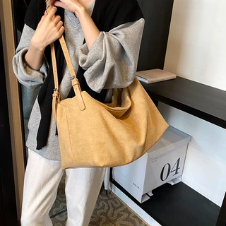 跨境松弛感大容量慵懒风麂皮绒枕头包秋冬新款复古单肩托特包包女