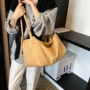 大容量单肩新款松弛枕头包
