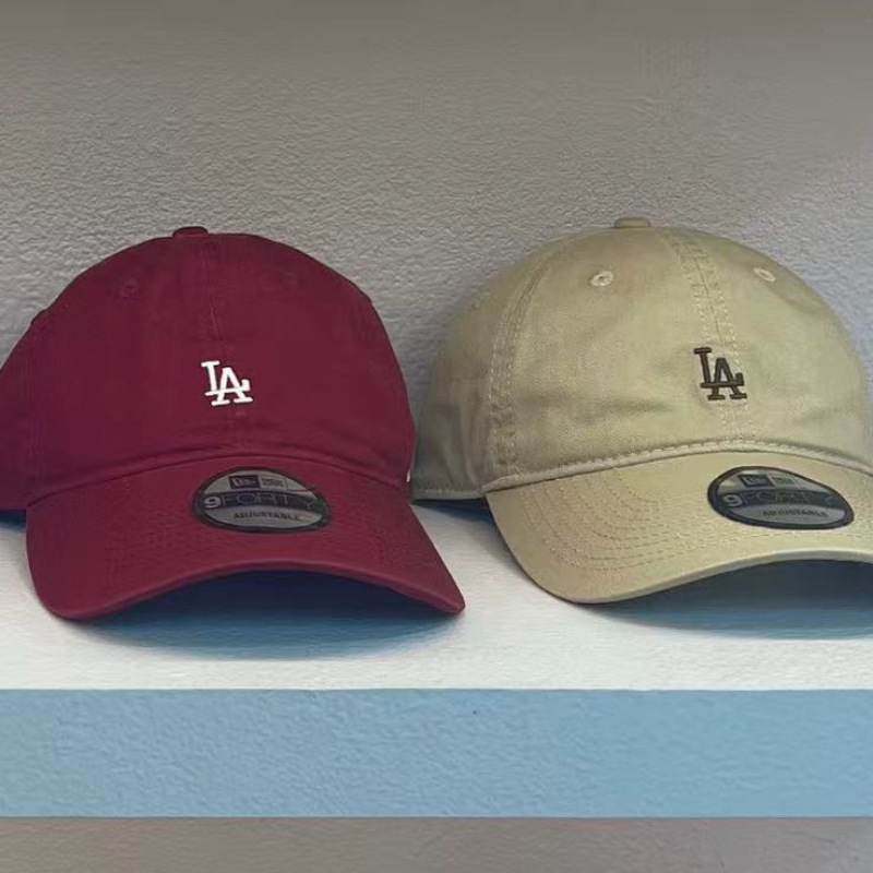 2025 新しい野球帽韓国 MLB 帽子ニューヨークヤンキーズ男性と女性のソフトトップ小さなラベル LA ピークキャップトレンディなブランド|undefined