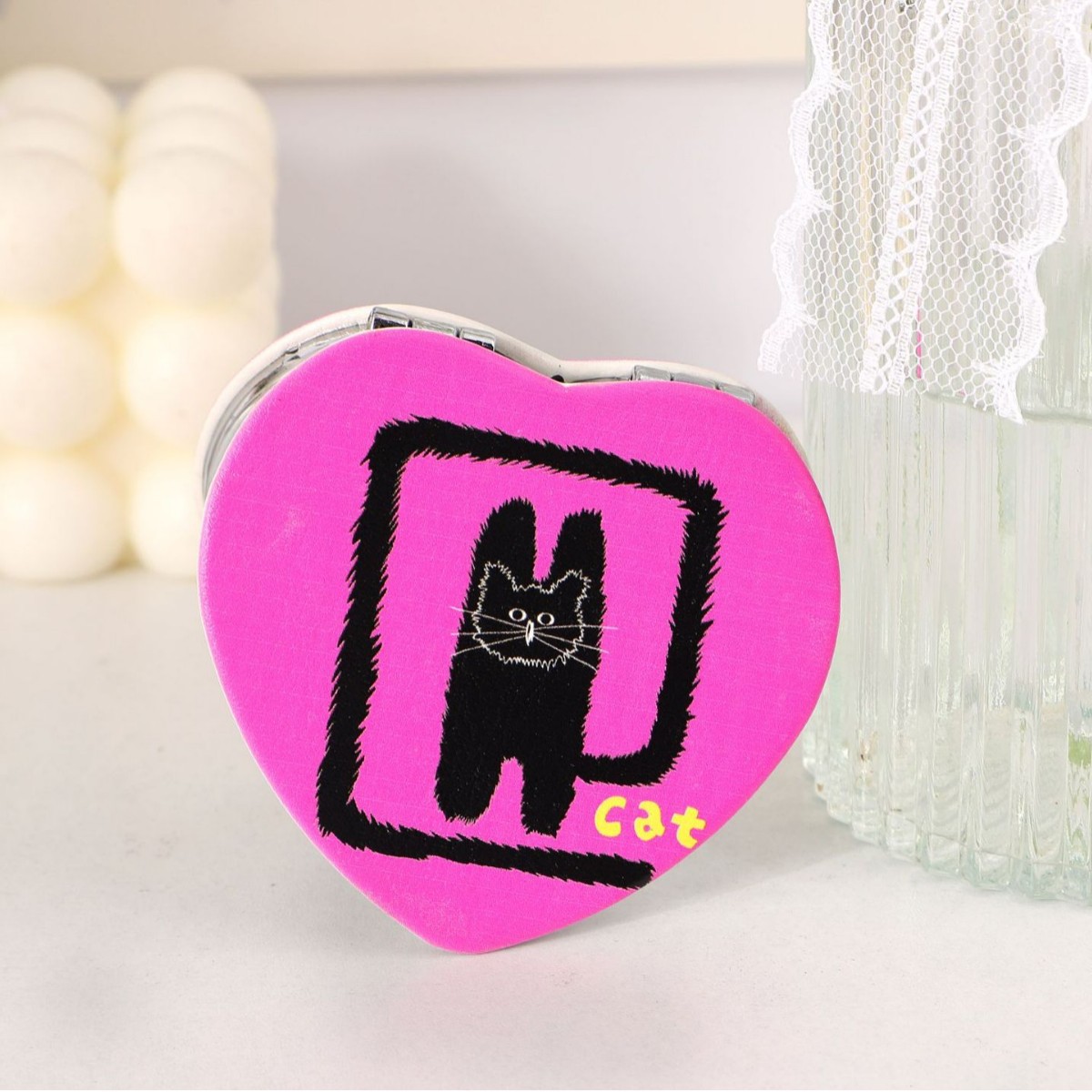 Espejo portátil de doble cara de cuero blanco para dibujos personalizados espejo personalizado impresión de dibujos animados bidimensionales ip transfronterizos