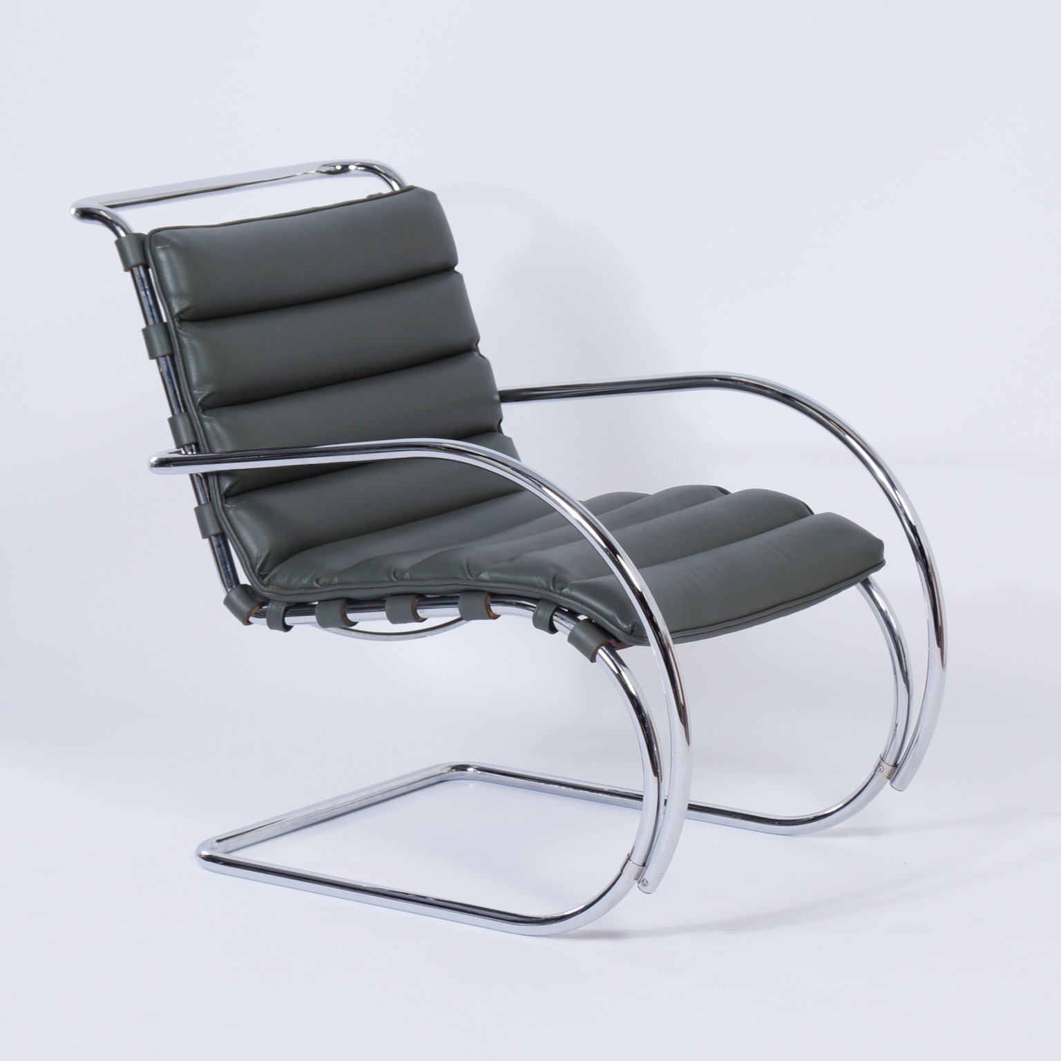 Mr Lounge Chair Mies Van Der Rohe European-Style Retro Leather Classic Single-Seat Sofa Chair