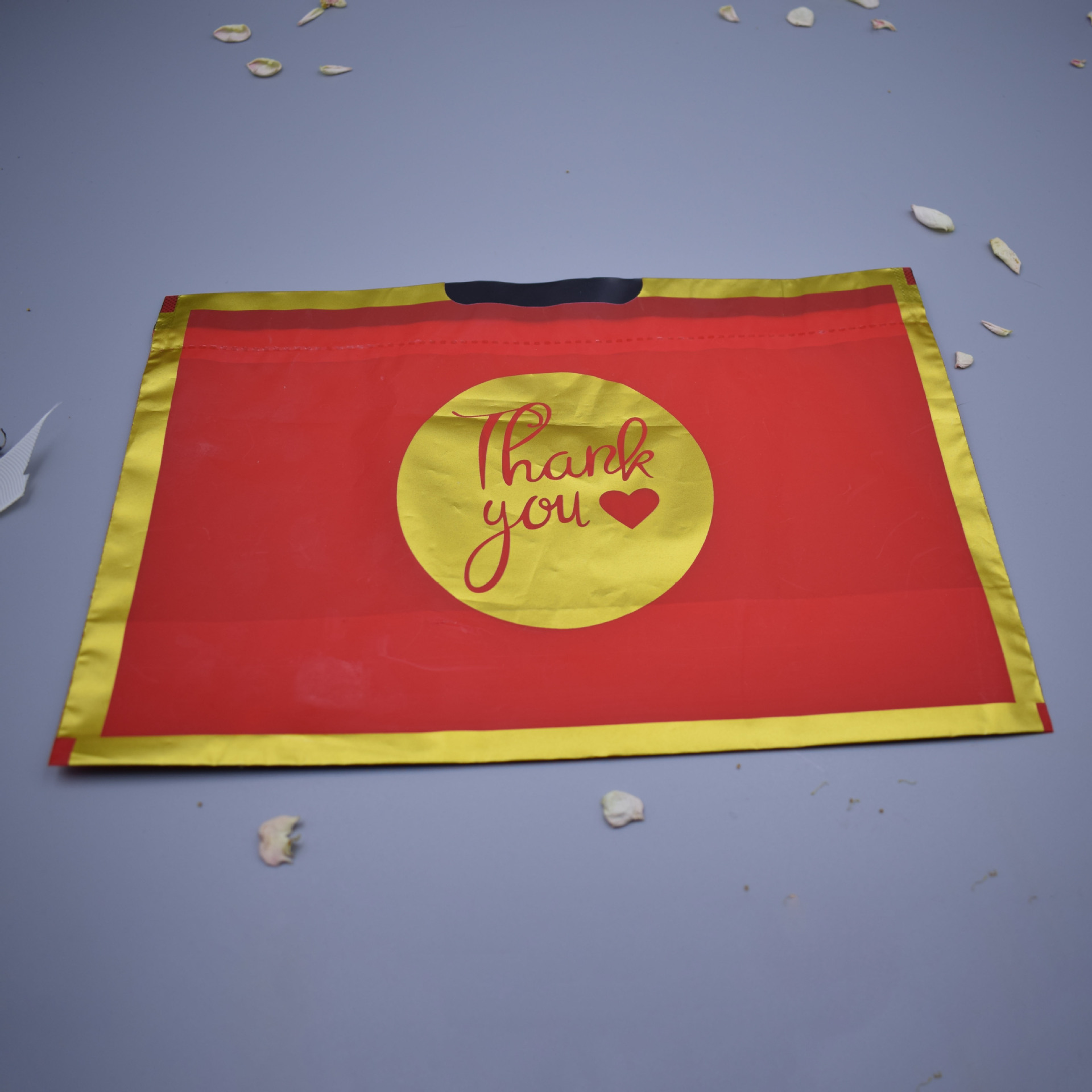 Спасибо (готовый товар); маленький размер 30*20*11 (девять шелков)