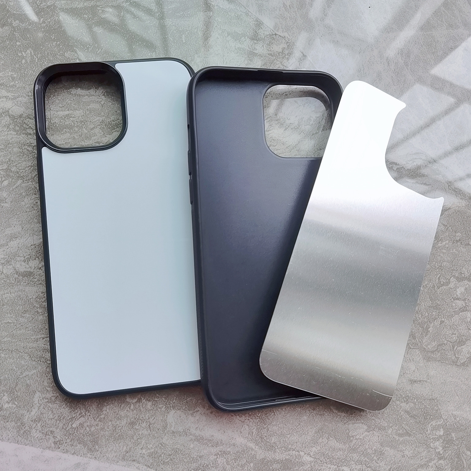 Adecuado para Apple serie 16 transferencia térmica hoja de aluminio funda protectora para teléfono móvil 2DTPU PC tablero nacarado dos en uno