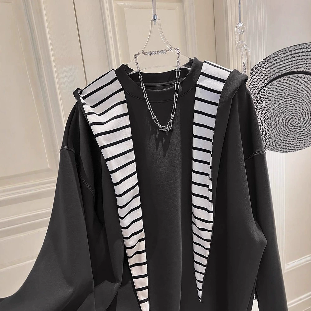 Плащ с капюшоном длинный рукав, свободный крой plus size, оверсайз (фуксия/чёрный)