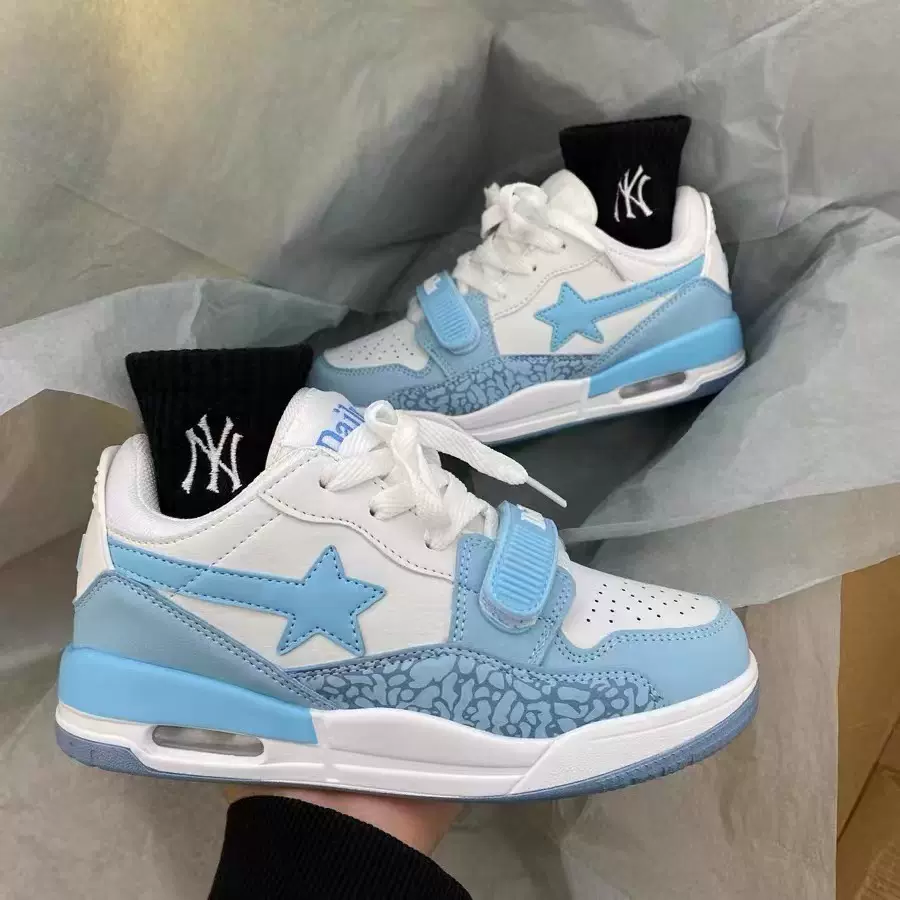 新款板鞋国潮撞色星星气垫运动鞋小众厚底复古拼色潮流休闲运动鞋